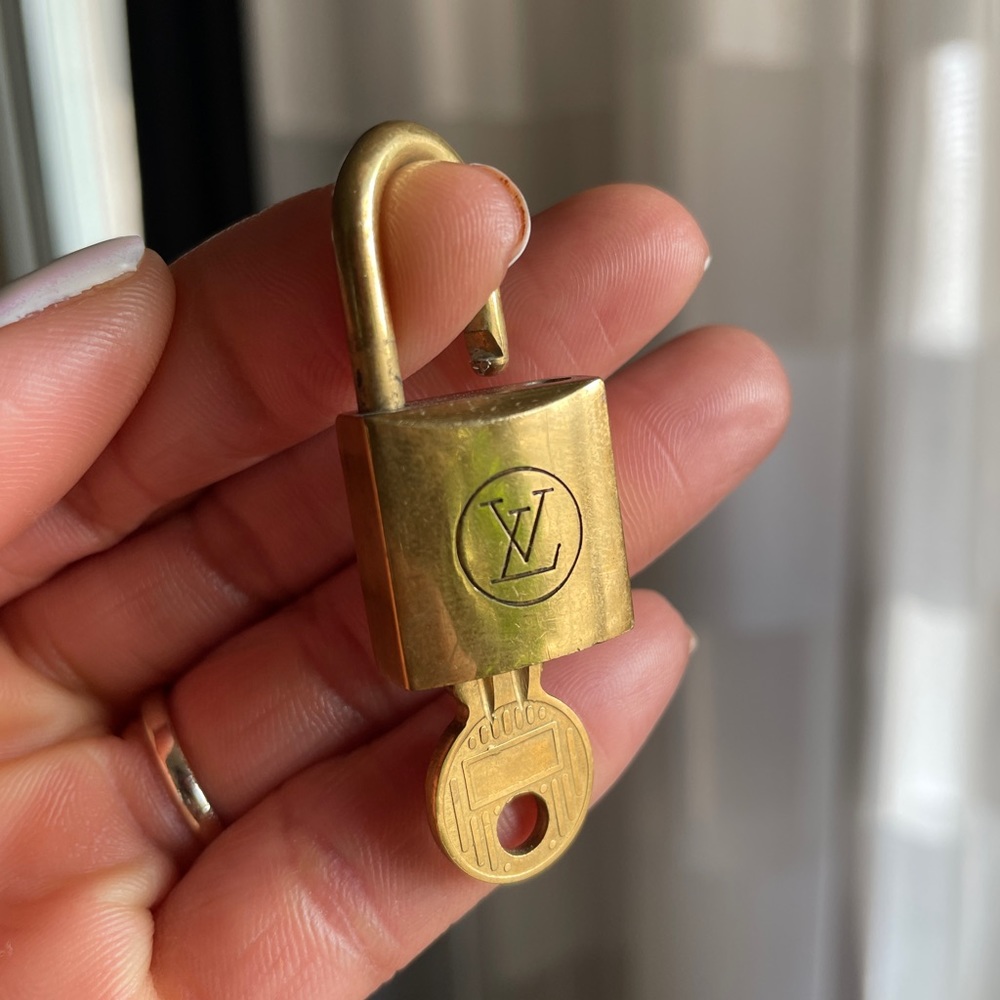 LV Lock & Key